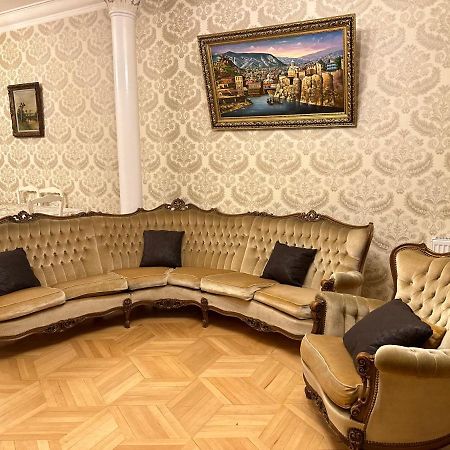 4 Bedroom Suite Apartment Ln Tbilisi City מראה חיצוני תמונה