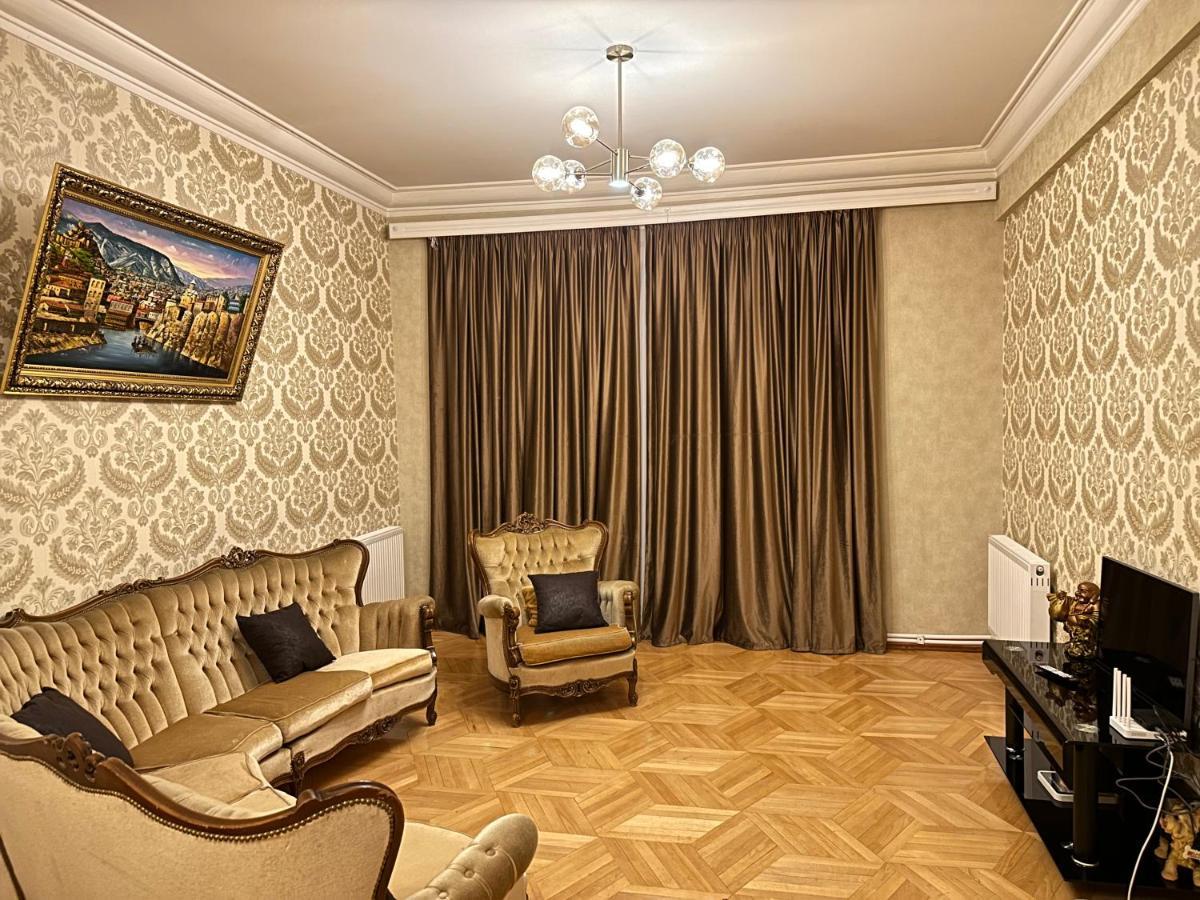 4 Bedroom Suite Apartment Ln Tbilisi City מראה חיצוני תמונה