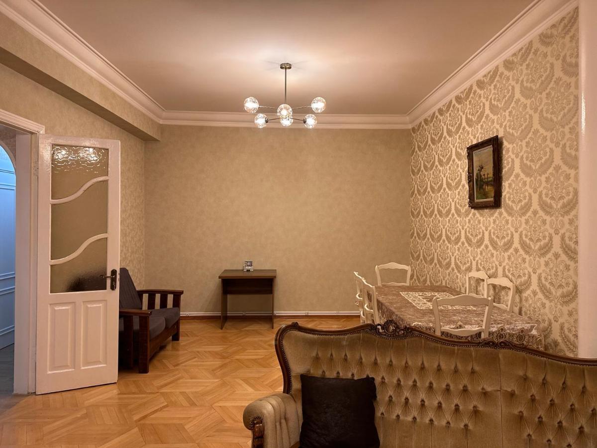 4 Bedroom Suite Apartment Ln Tbilisi City מראה חיצוני תמונה