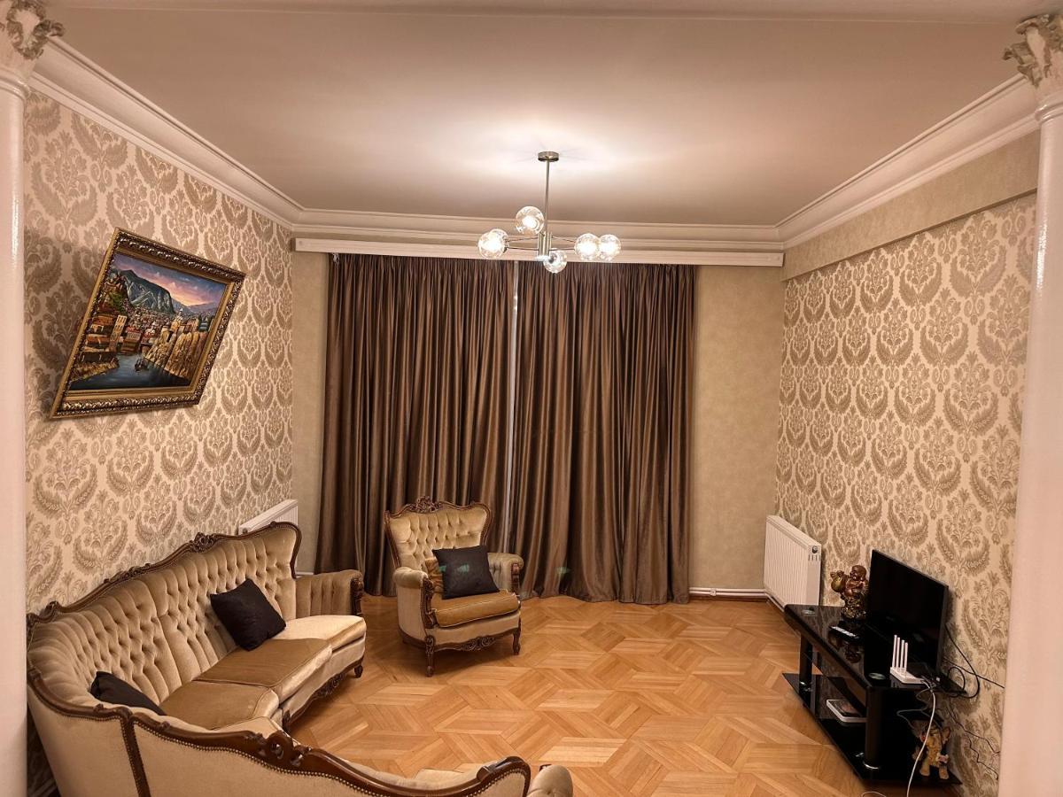 4 Bedroom Suite Apartment Ln Tbilisi City מראה חיצוני תמונה