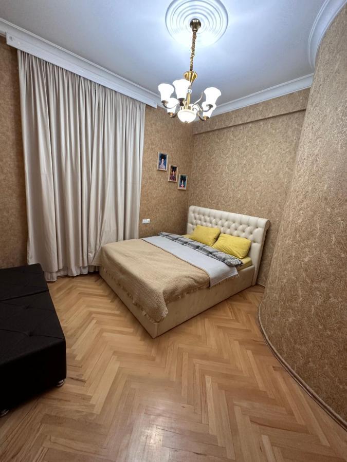 4 Bedroom Suite Apartment Ln Tbilisi City מראה חיצוני תמונה