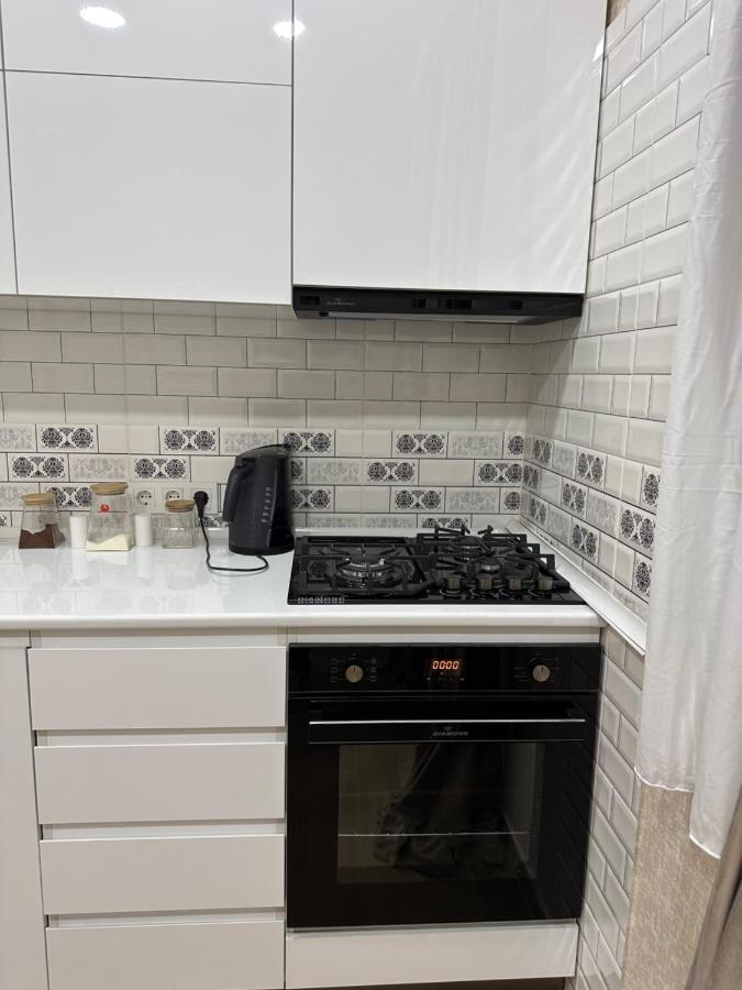 4 Bedroom Suite Apartment Ln Tbilisi City מראה חיצוני תמונה
